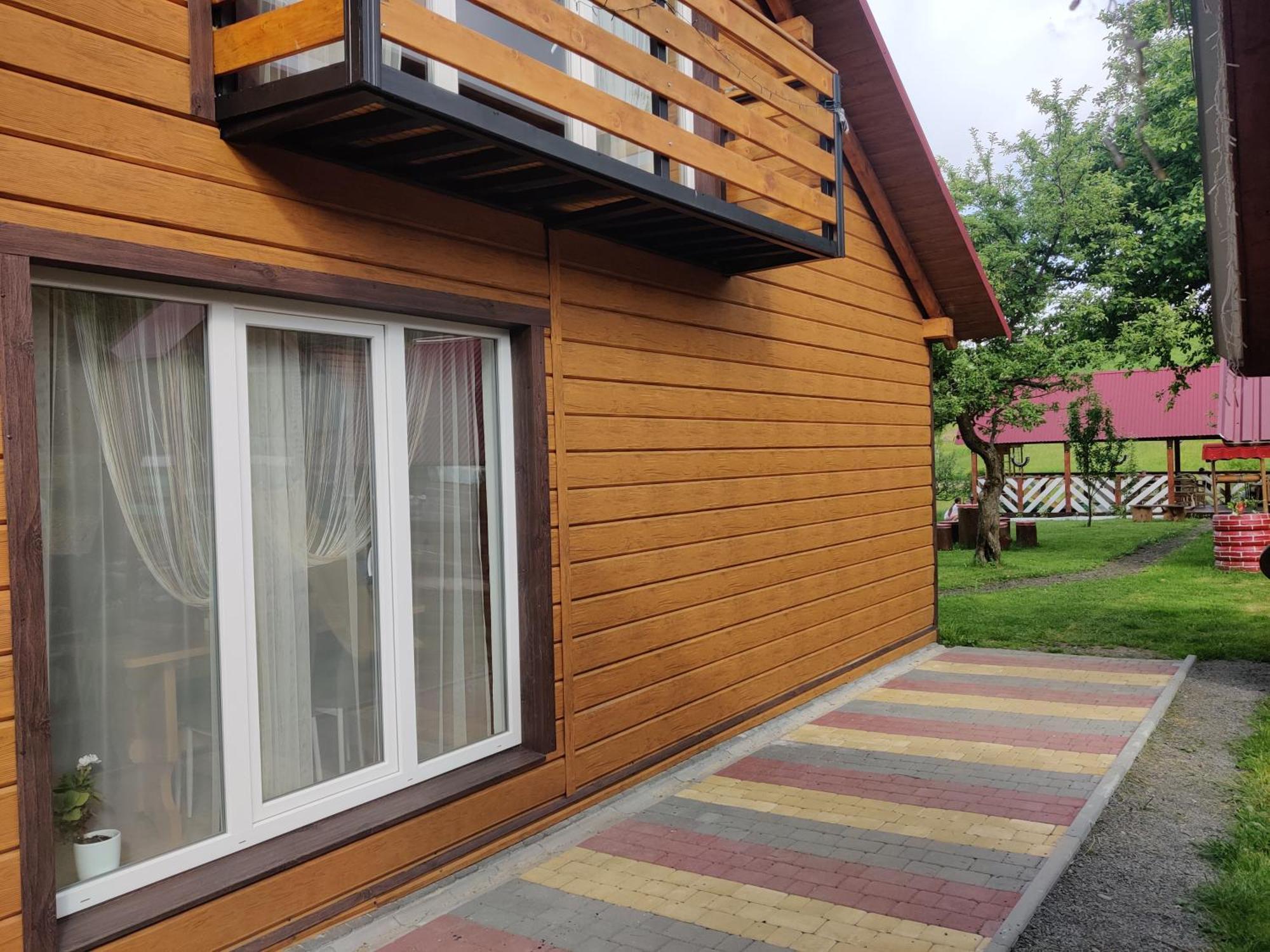 "У Яслигана" Hotell Pilipets Exteriör bild